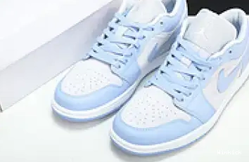 UNIVERSITY DC0774-050 AIR LOW JORDAN WMNS 1 BLUE 0522